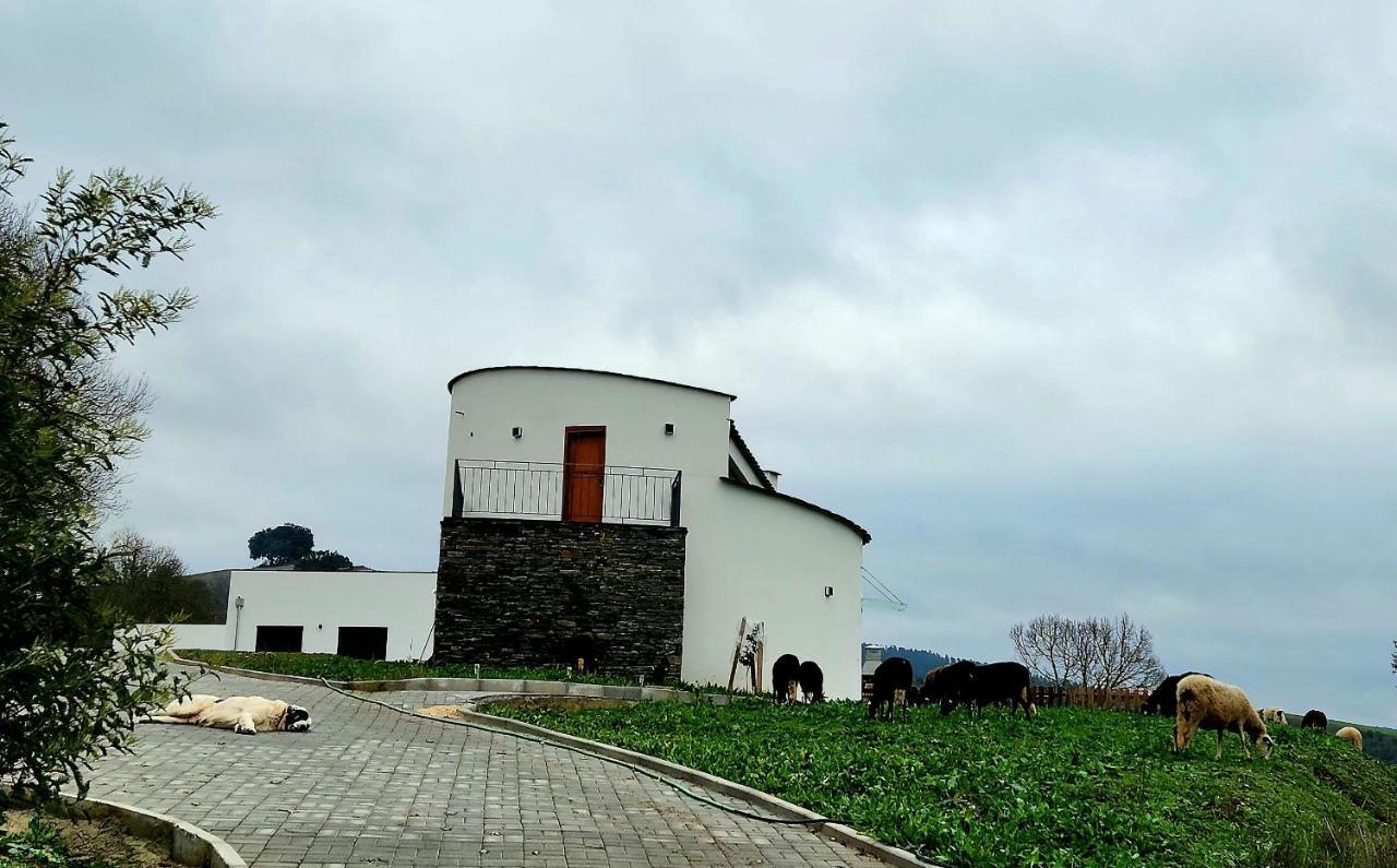 O Abel Hotel Rural Braganca Exterior photo